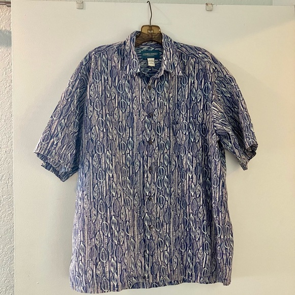 Aloha Shirt by Cooke Street Honolulu - Picture 1 of 4